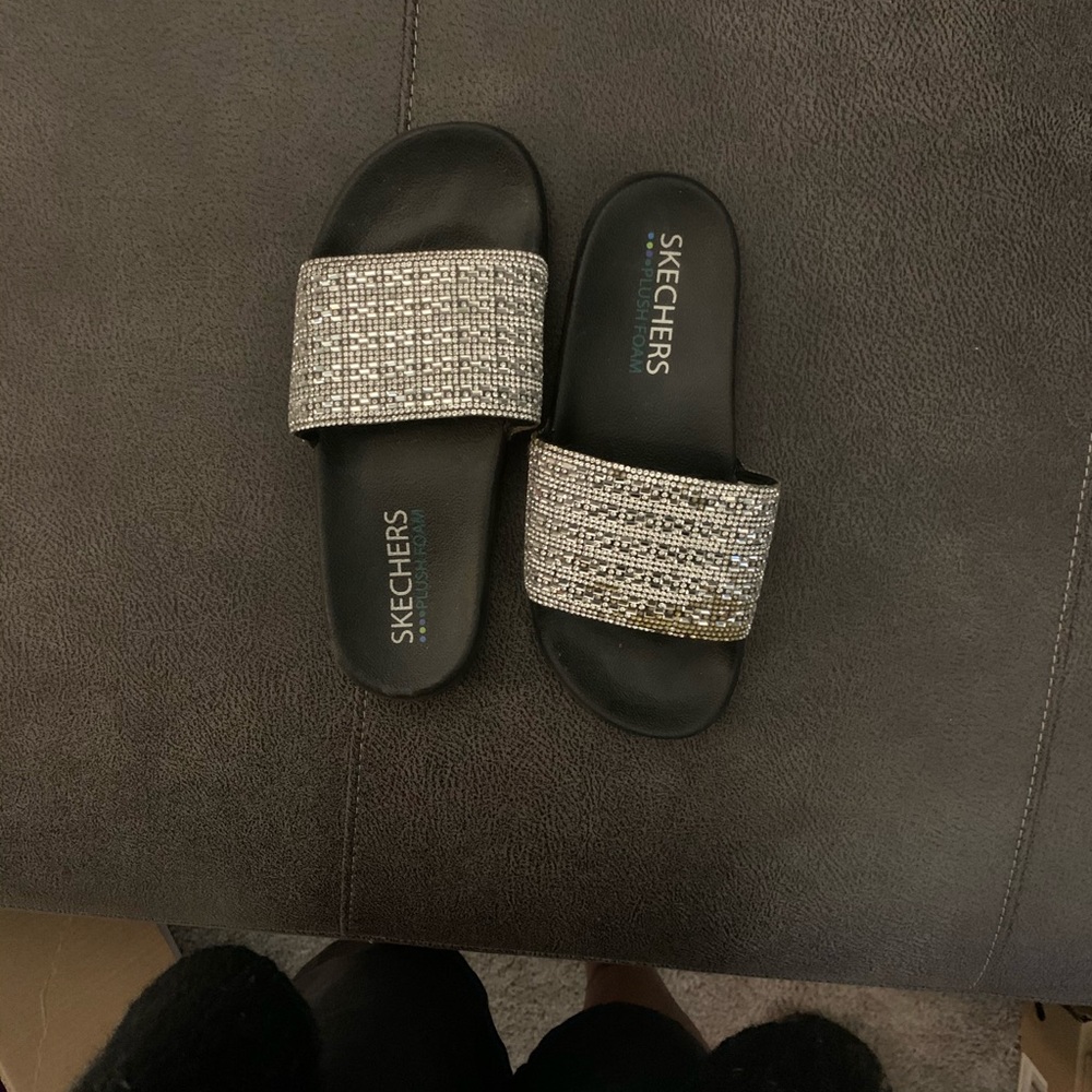 Sketchers Slides